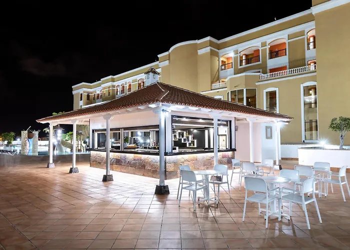 Отель Chatur Playa Real