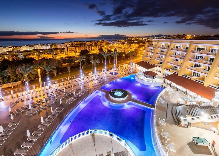 Chatur Playa Real Готель