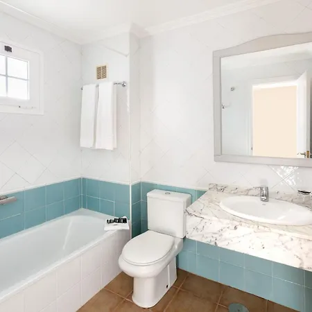 Chatur Playa Real Hotel 4*